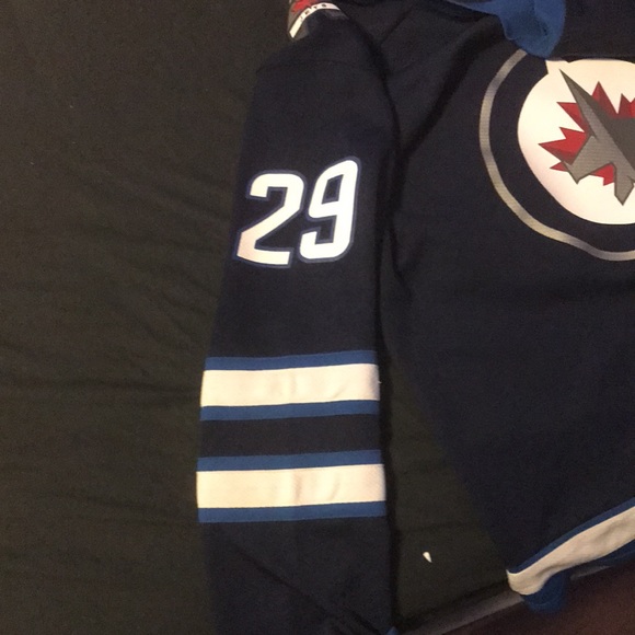 Patrick laine Winnipeg Jets jersey L Junior - Picture 3 of 5